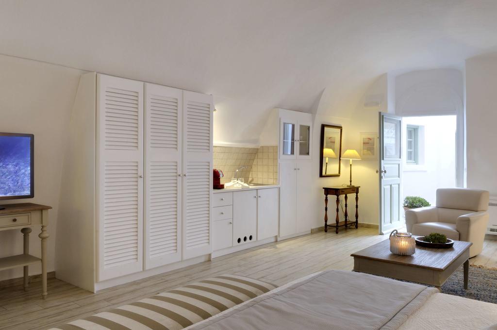 Aqua Mare Luxury Suites Imerovigli  Exterior photo